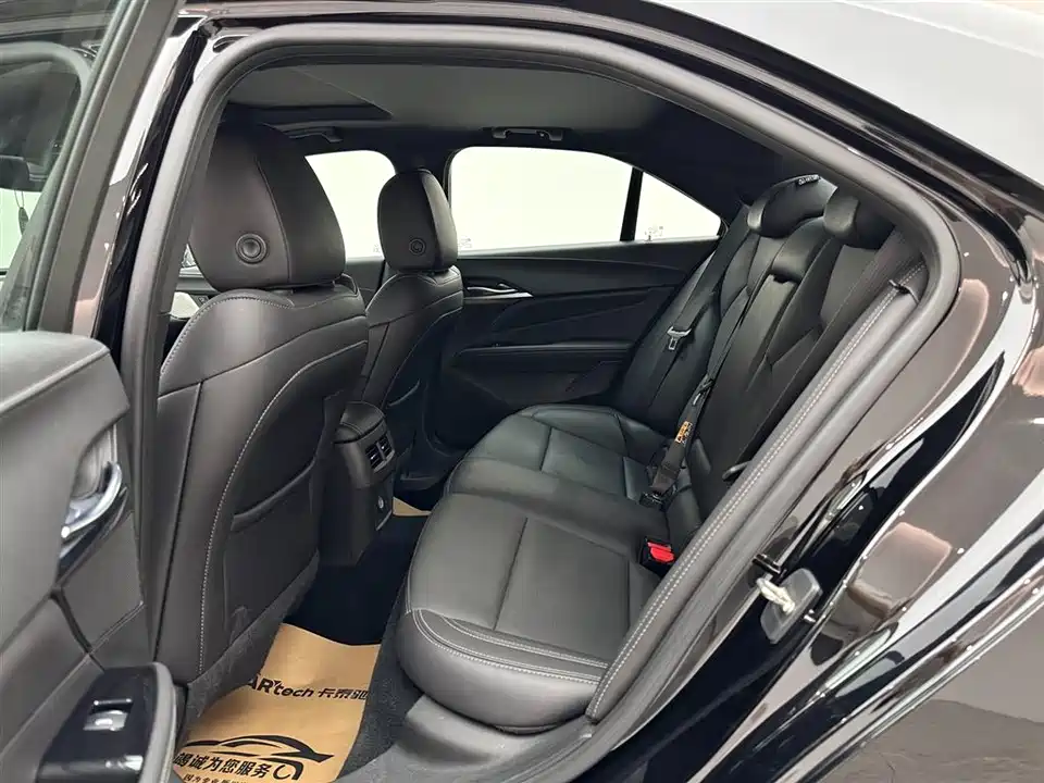 Cadillac CT4