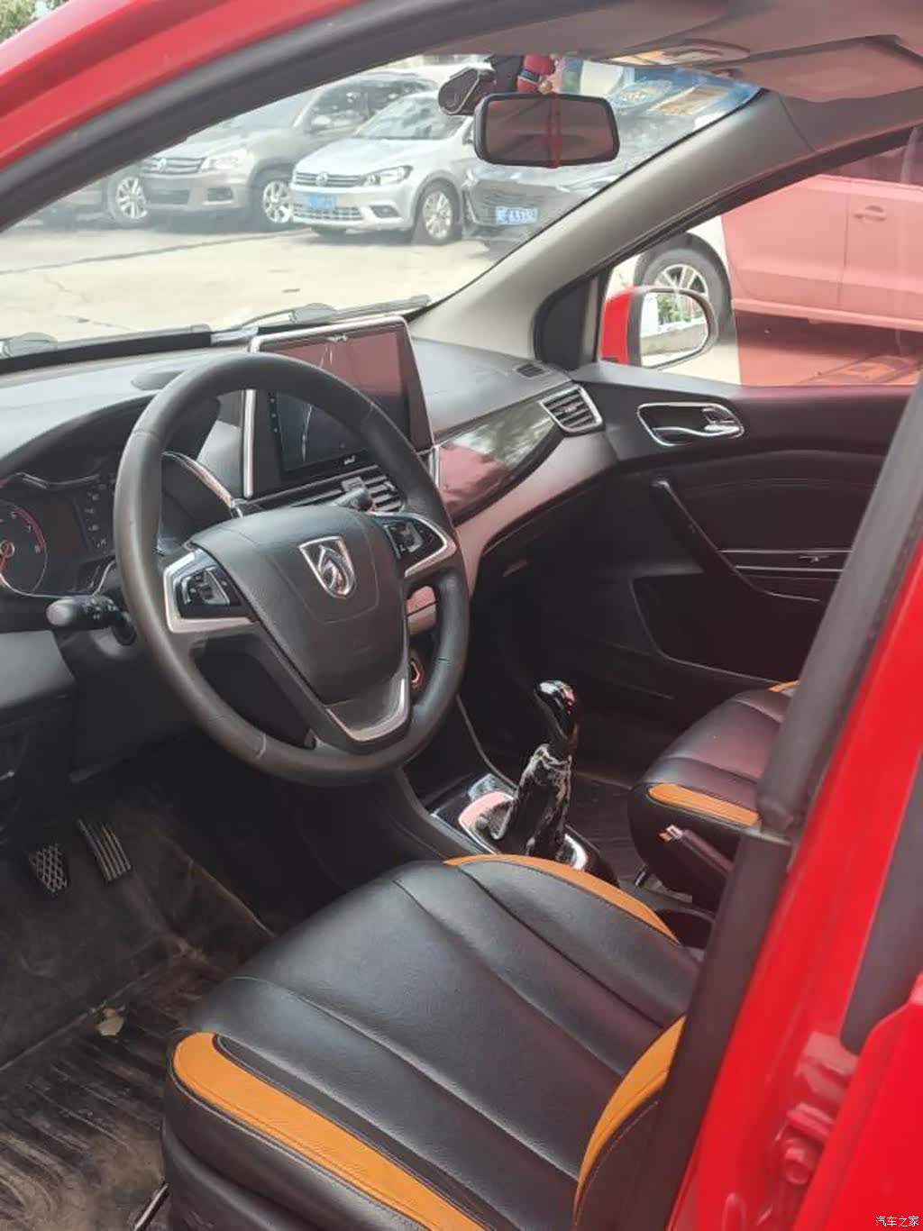 Wuling 310, 2016 все фото