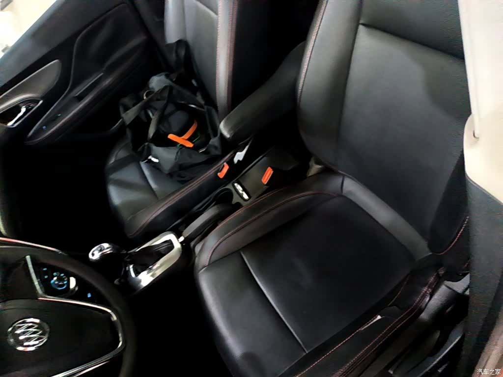 Buick Encore, 2016 11