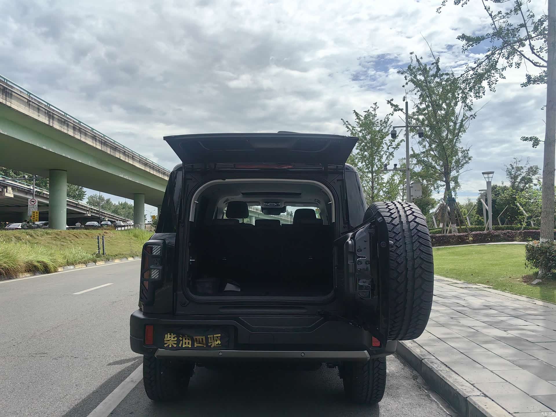 BAIC BJ40, 2026 9