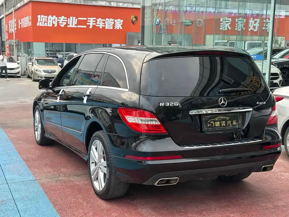 Mercedes-Benz R-class