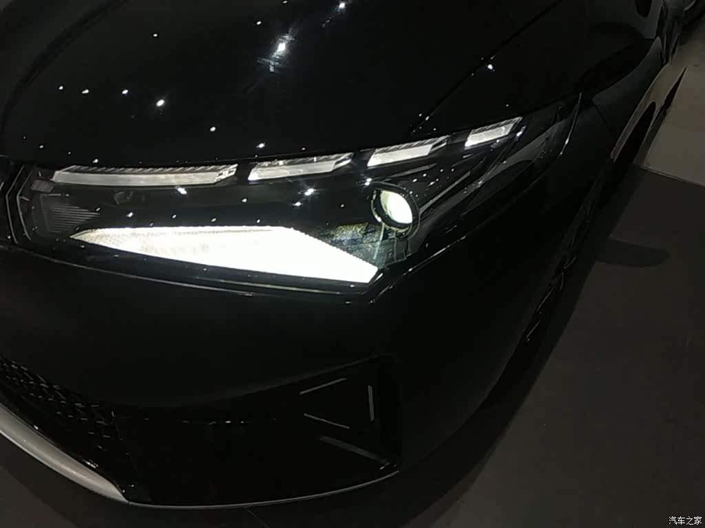 Xpeng P5, 2023 18
