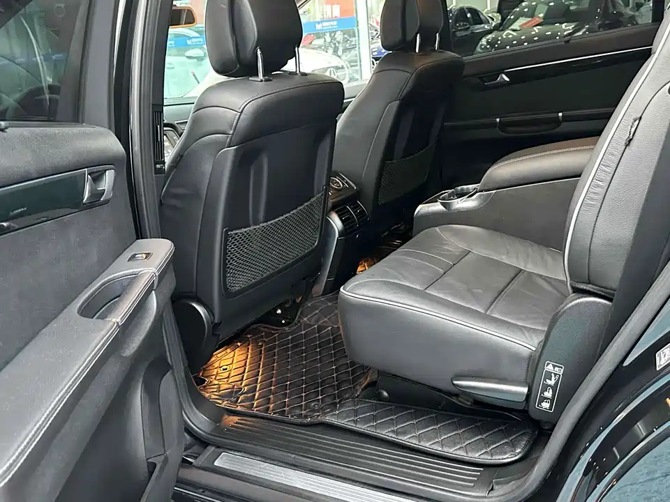 Mercedes-Benz R-class