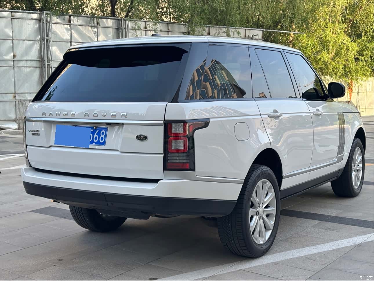 Land Rover Range Rover, 2015 11