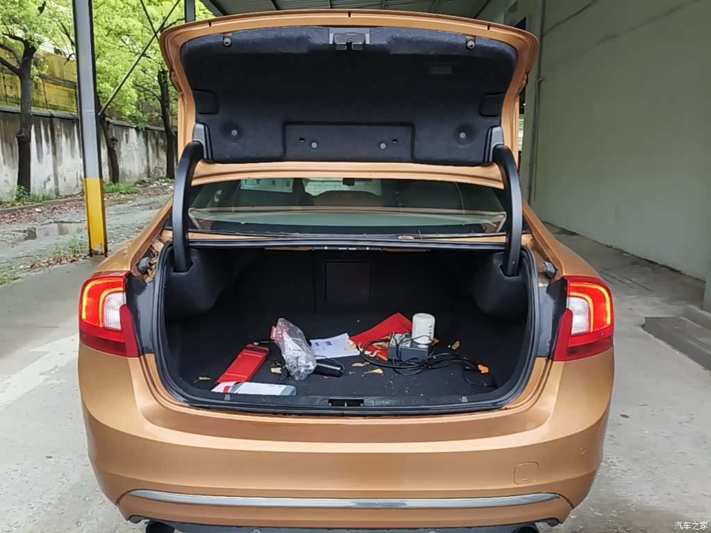 Volvo S60, 2014 19