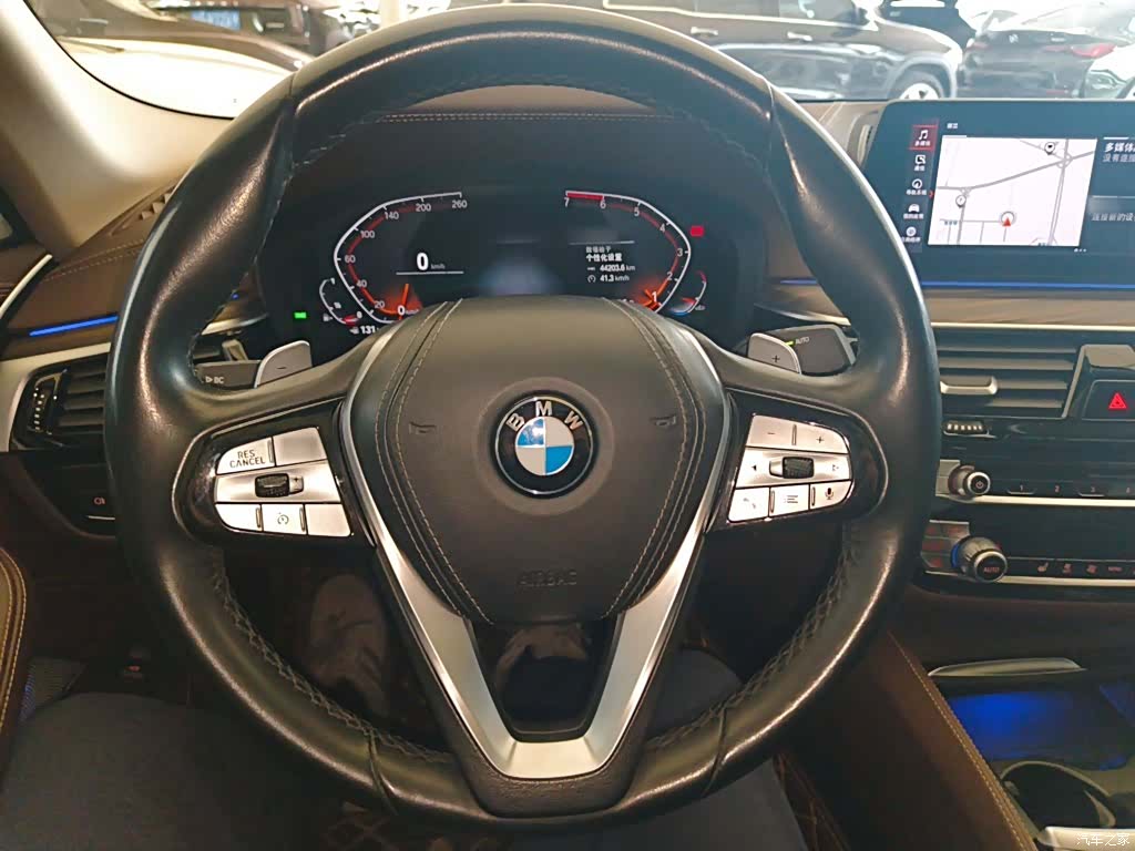 BMW 5 Series, 2020 11