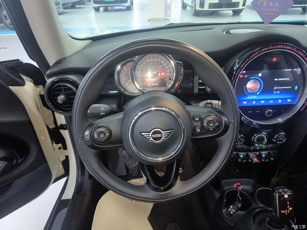 Mini ONE, 2019 7