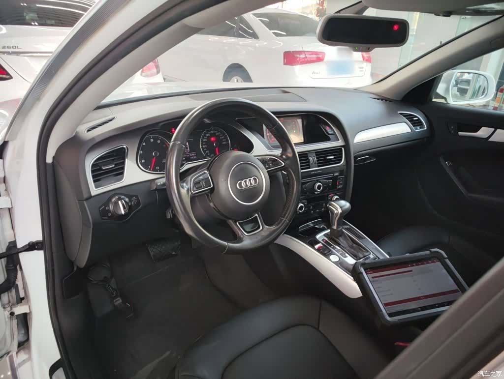 Audi A4L, 2016 10
