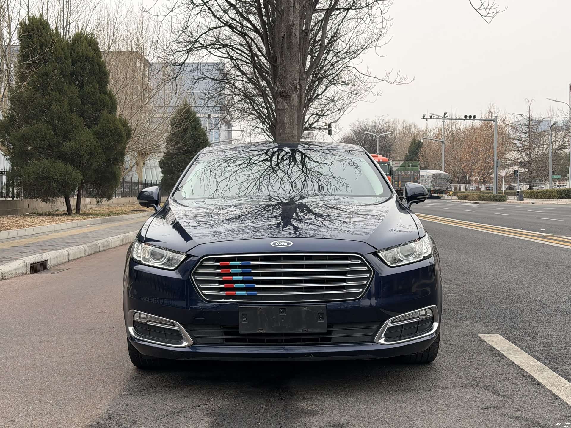 Ford Taurus, 2017 2