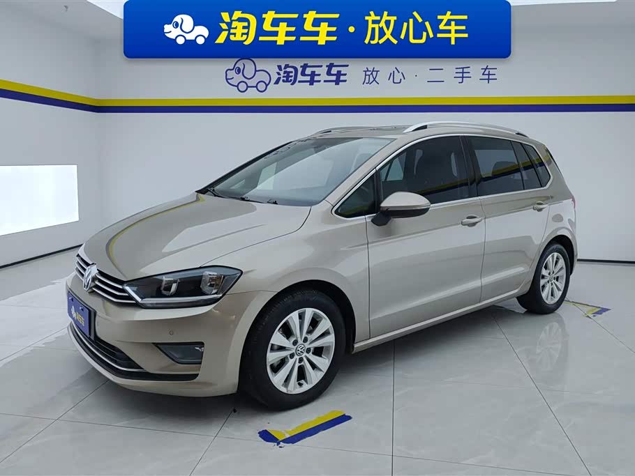 Volkswagen Golf·