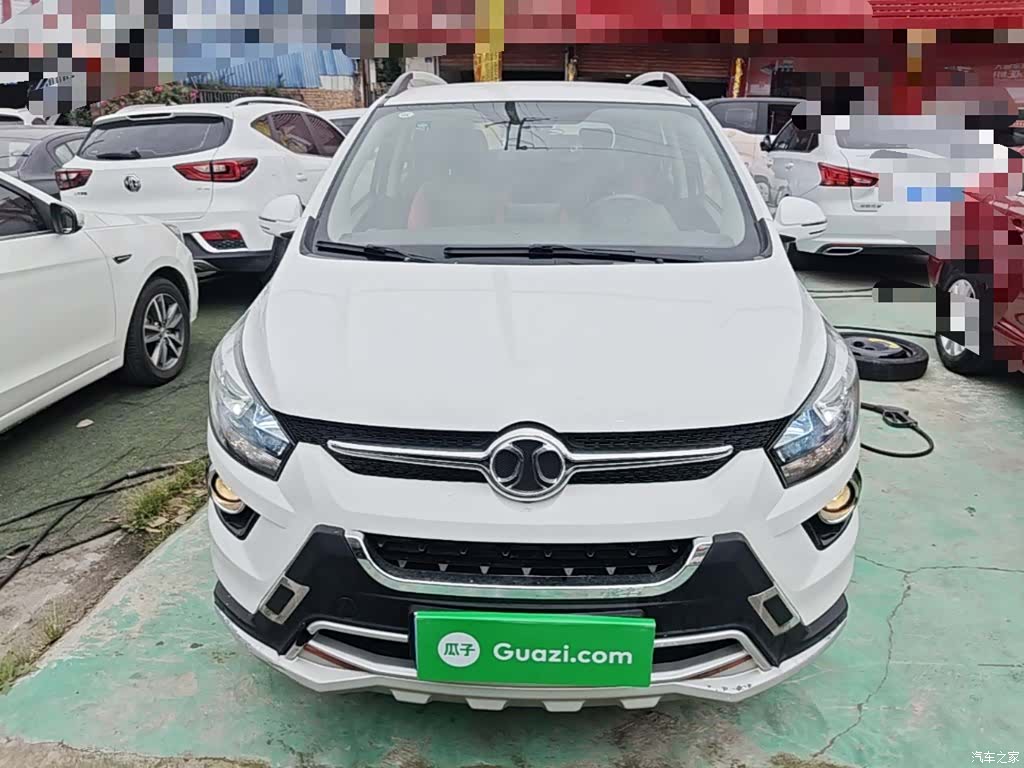 BAIC X25, 2017 3