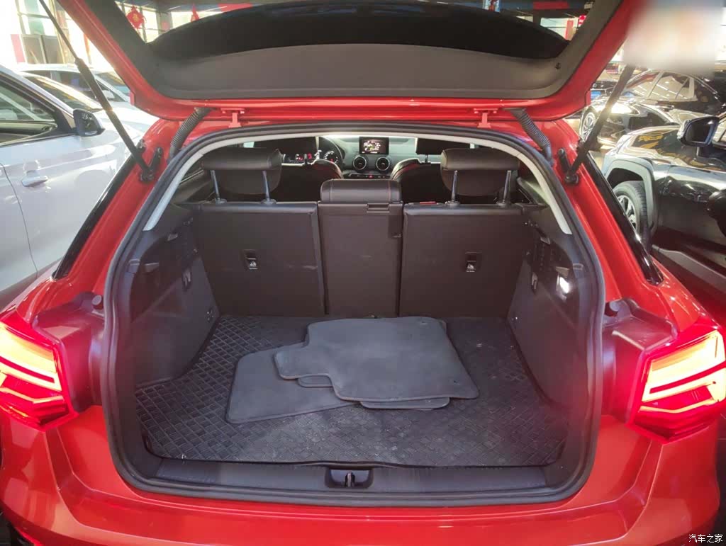 Audi Q2L, 2018 19