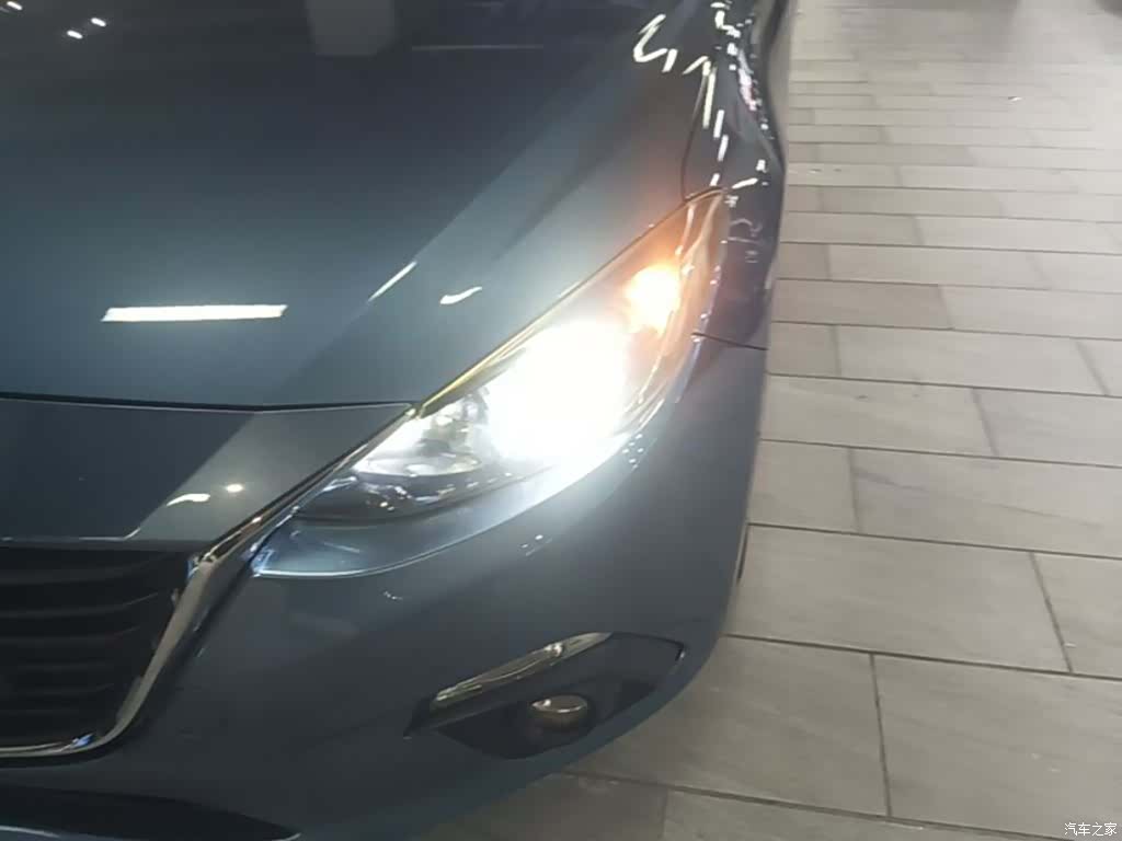 Mazda Mazda3, 2017 24