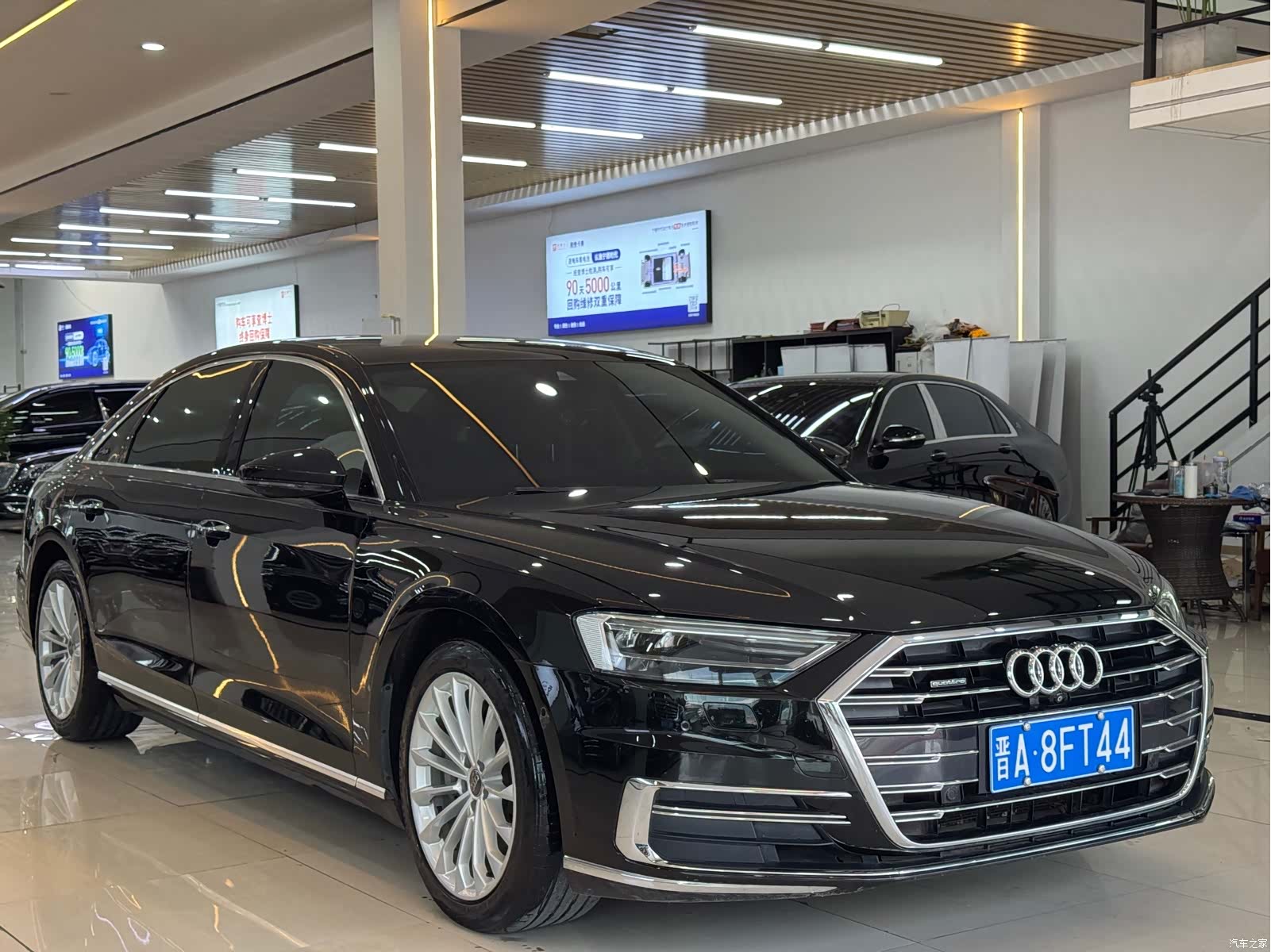 Audi A8L, 2019 3