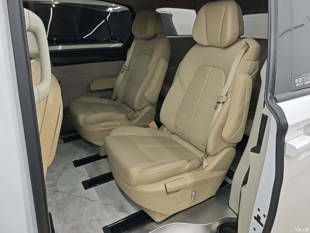 Buick GL8, 2023 17