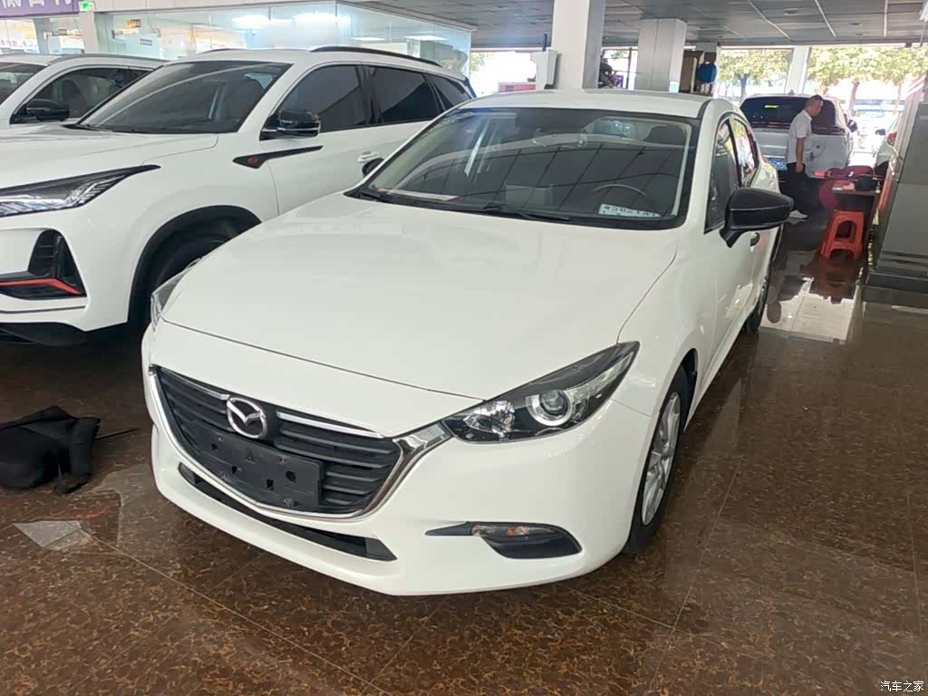 Mazda Mazda3, 2018 2