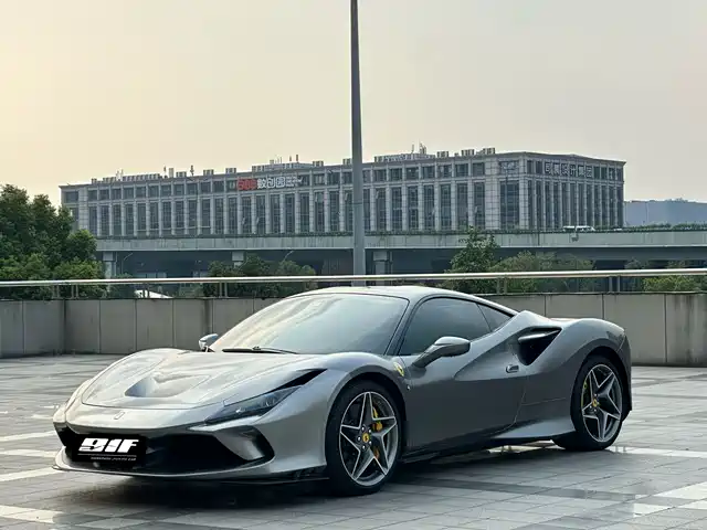 Ferrari F8 2022 — купить из Китая под заказ