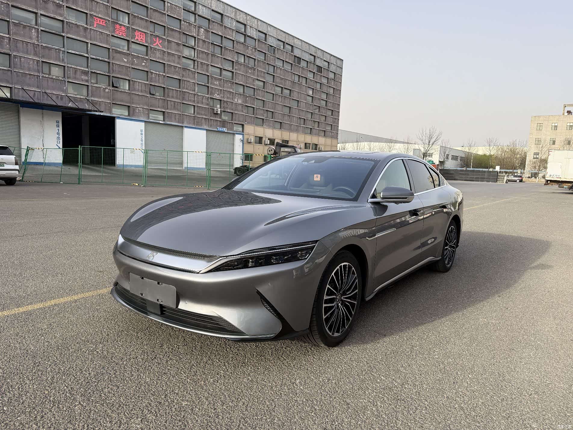 BYD Han, 2022 1
