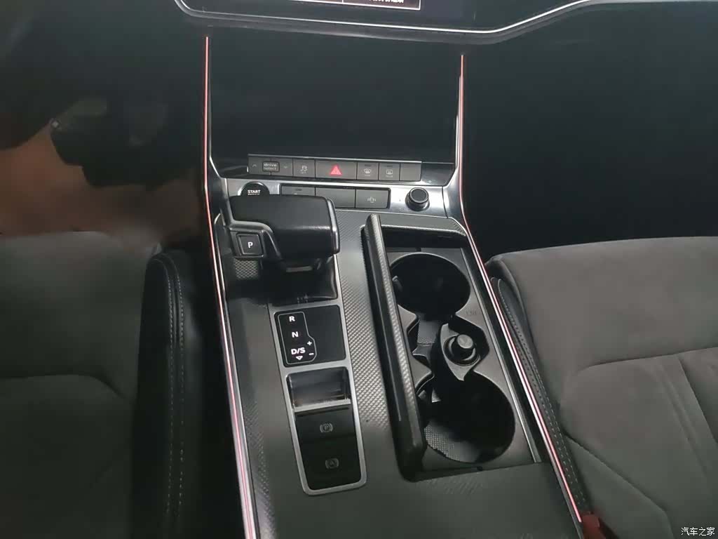 Audi A6L, 2021 12