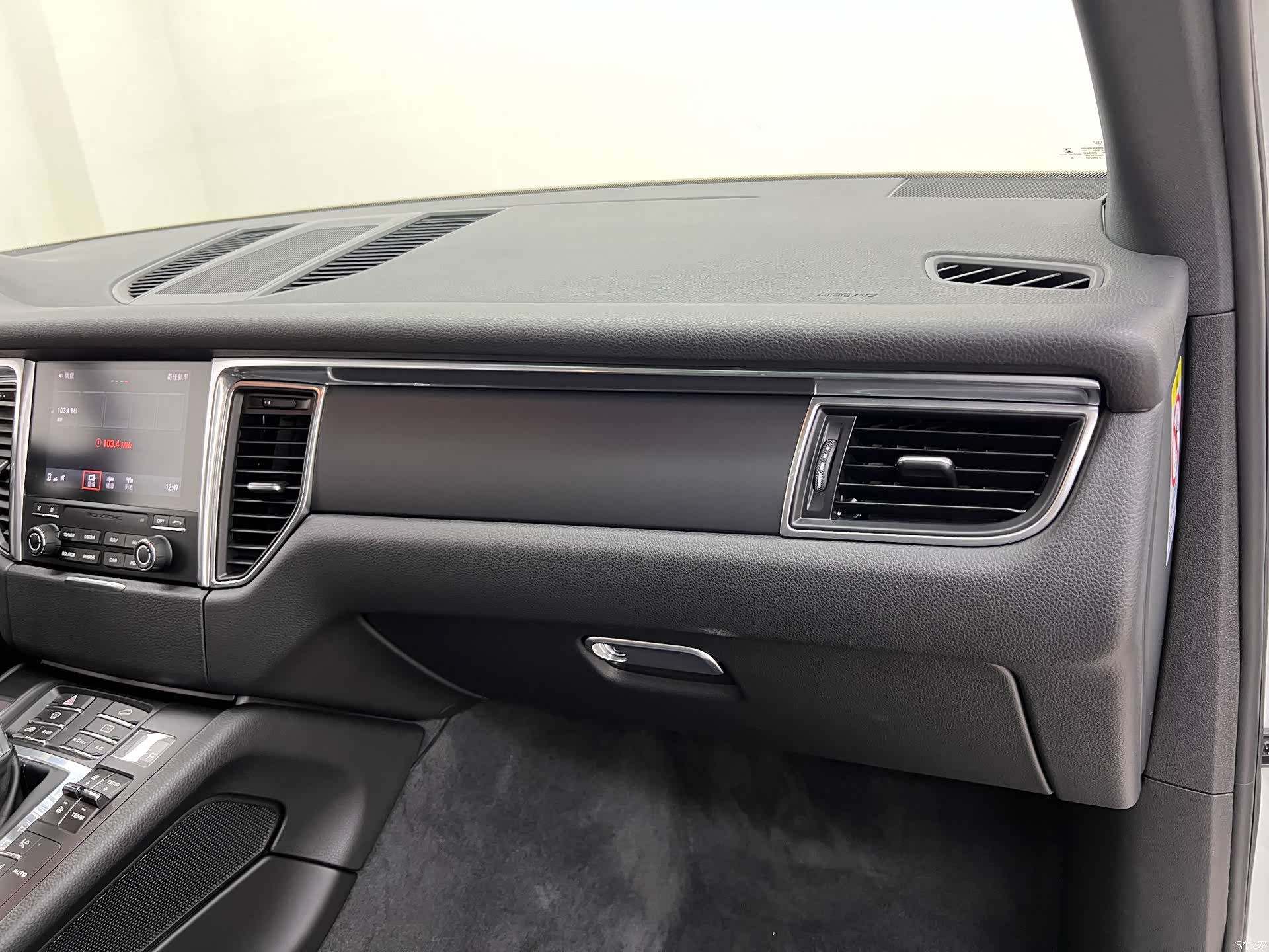 Porsche Macan, 2017 24