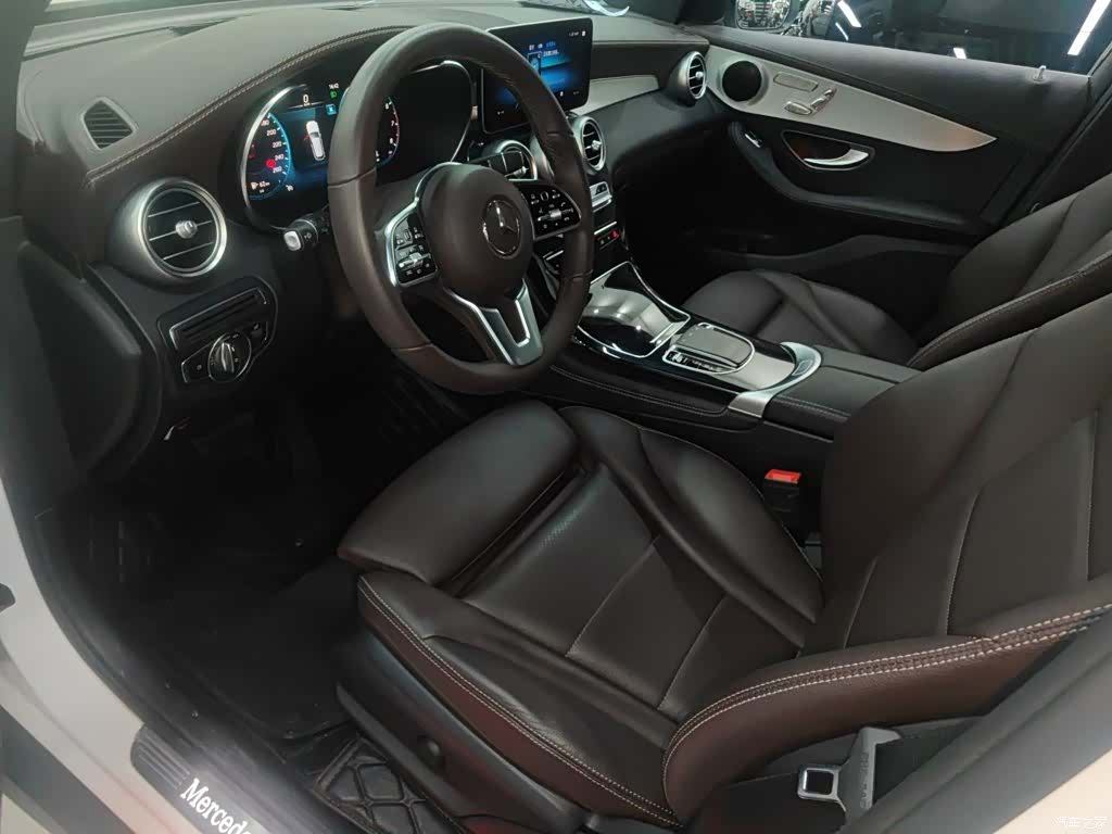 Mercedes-Benz GLC, 2020 15