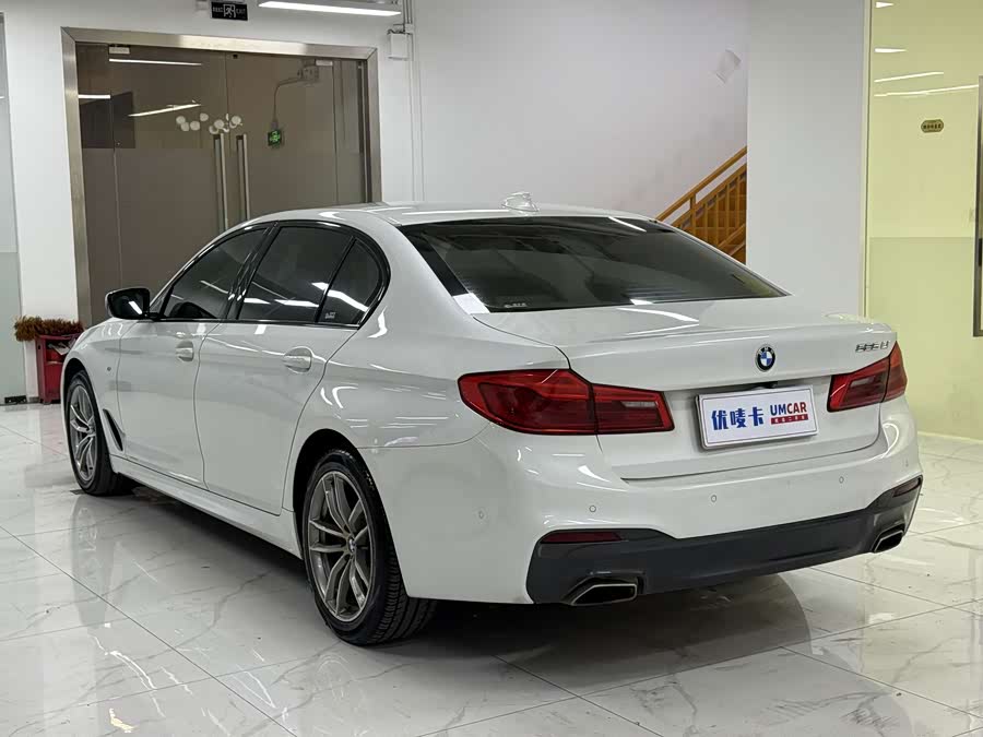BMW 5 Series 2019, фото 4