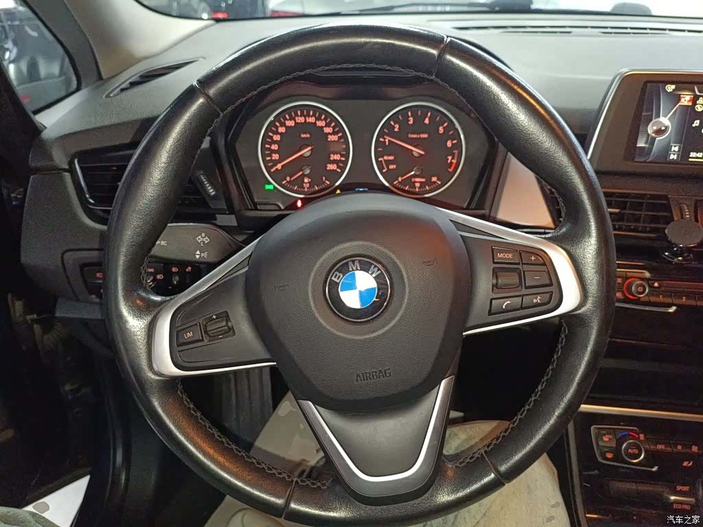 BMW 2 Series, 2017 11