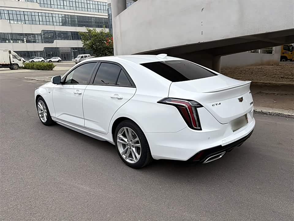 Cadillac CT4