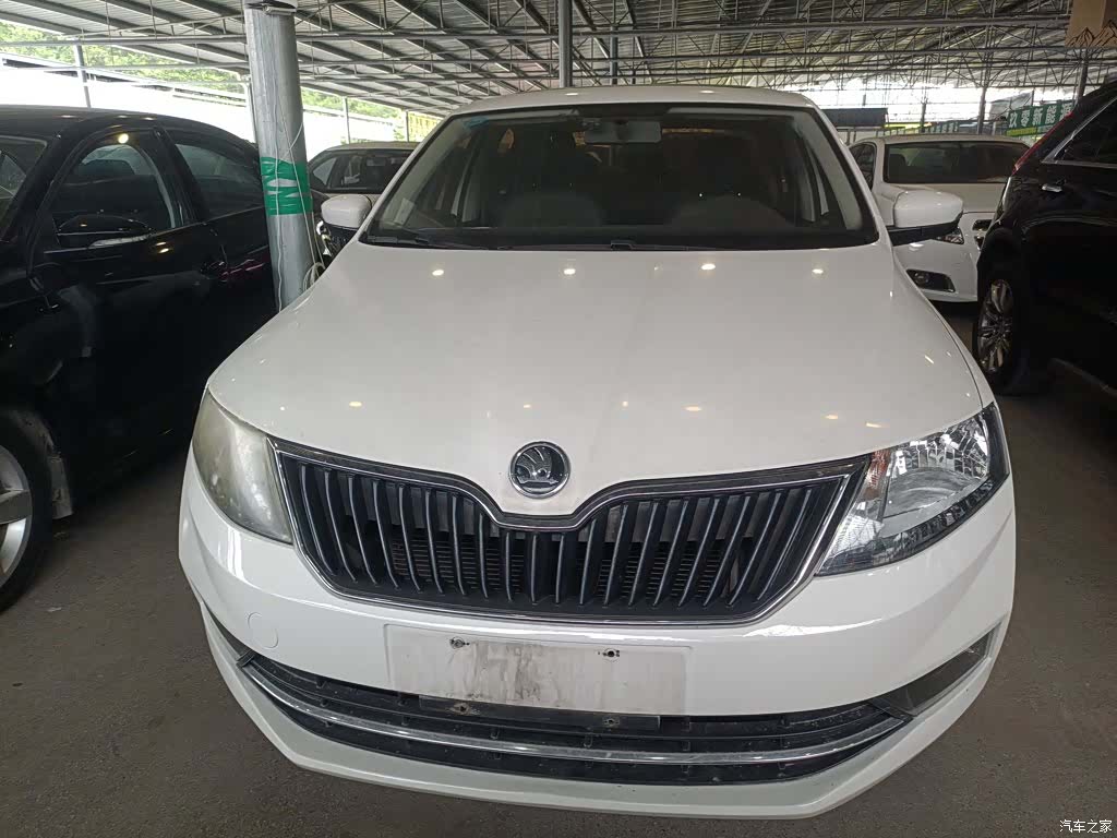 Skoda Rapid, 2020 3