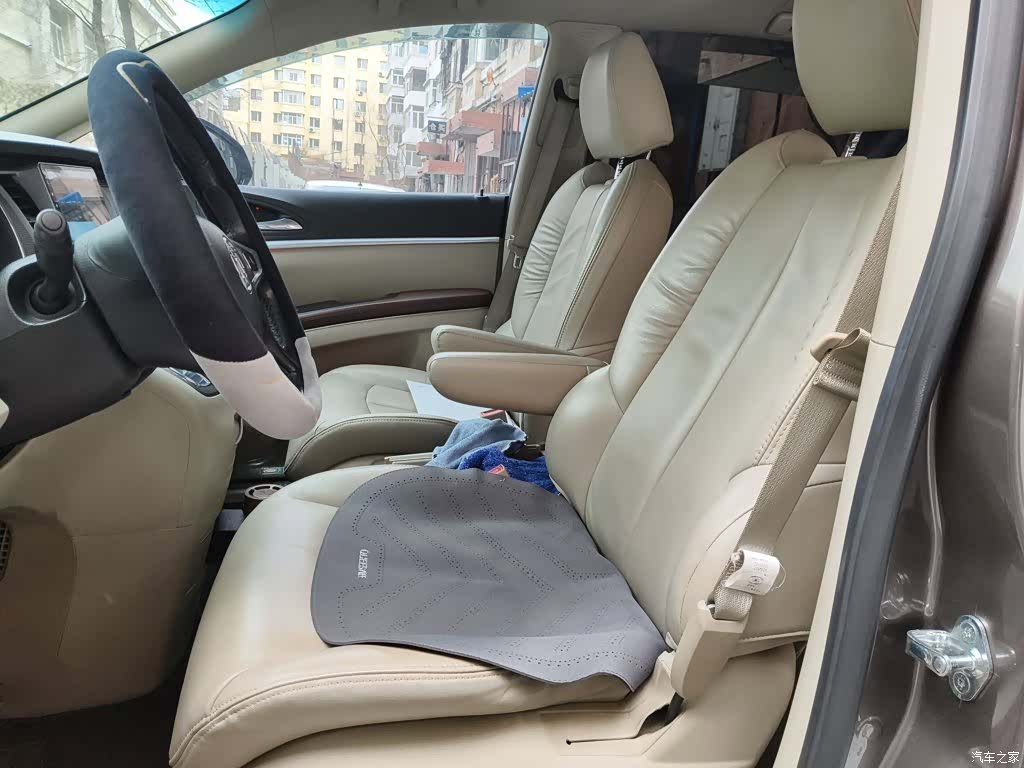 Buick GL8, 2018 8