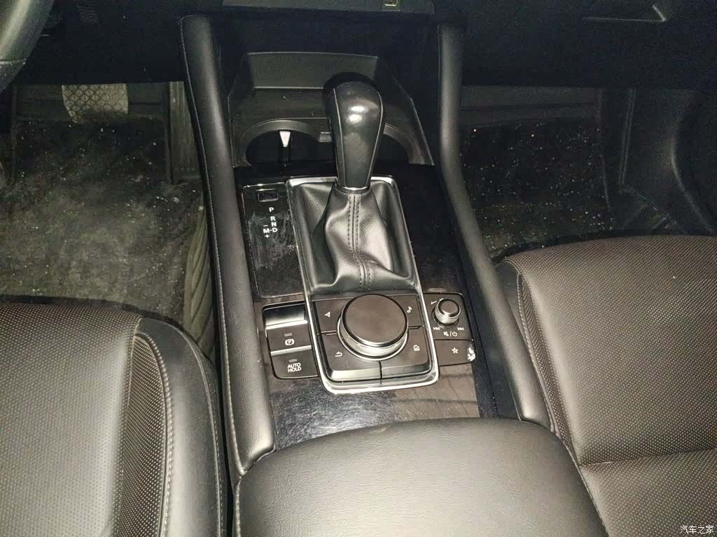 Mazda Mazda3, 2021 14