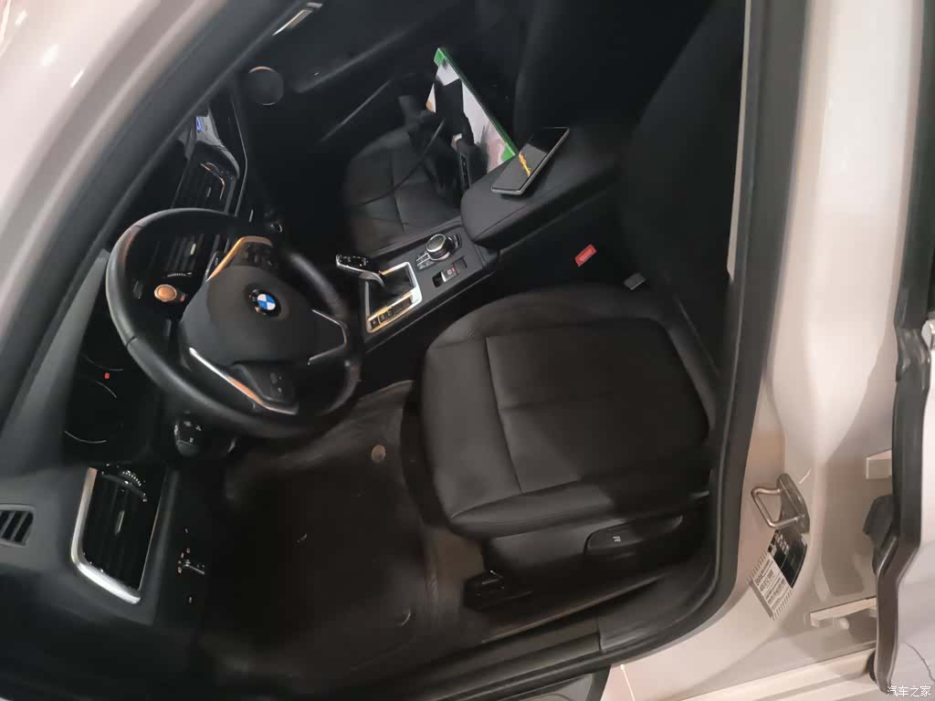 BMW 1 Series, 2022 7