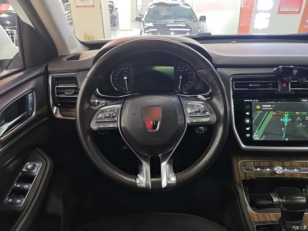 Roewe RX8, 2018 8