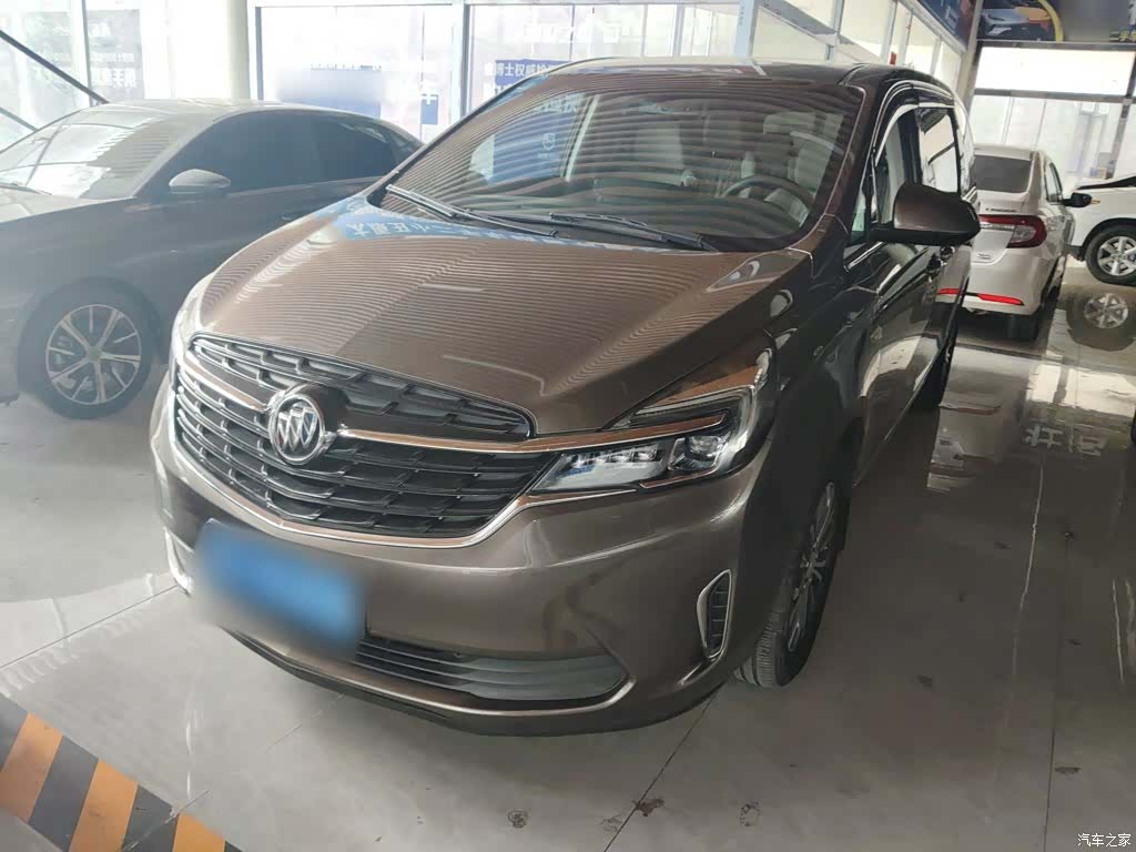 Buick GL8, 2021 1