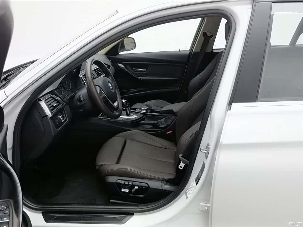 BMW 3 Series, 2019 10