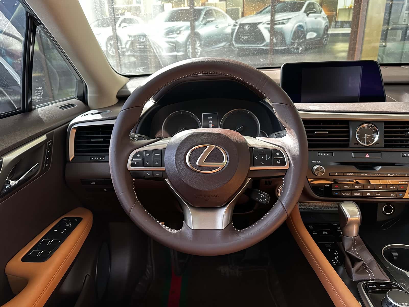 Lexus RX, 2016 8