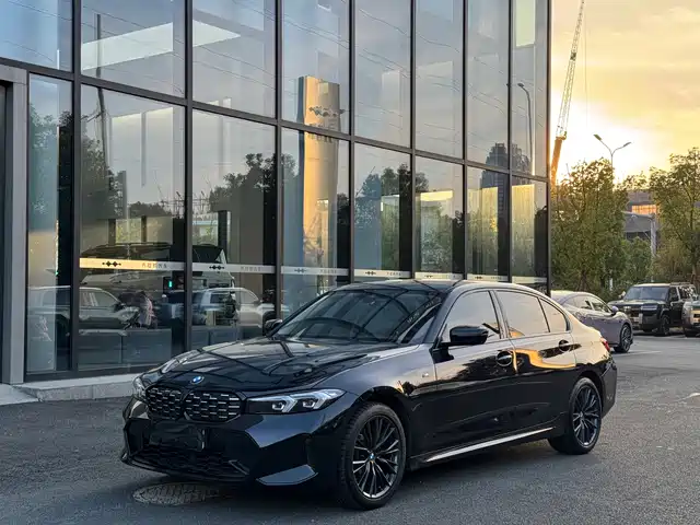 BMW 3 Series 2024 — купить из Китая под заказ
