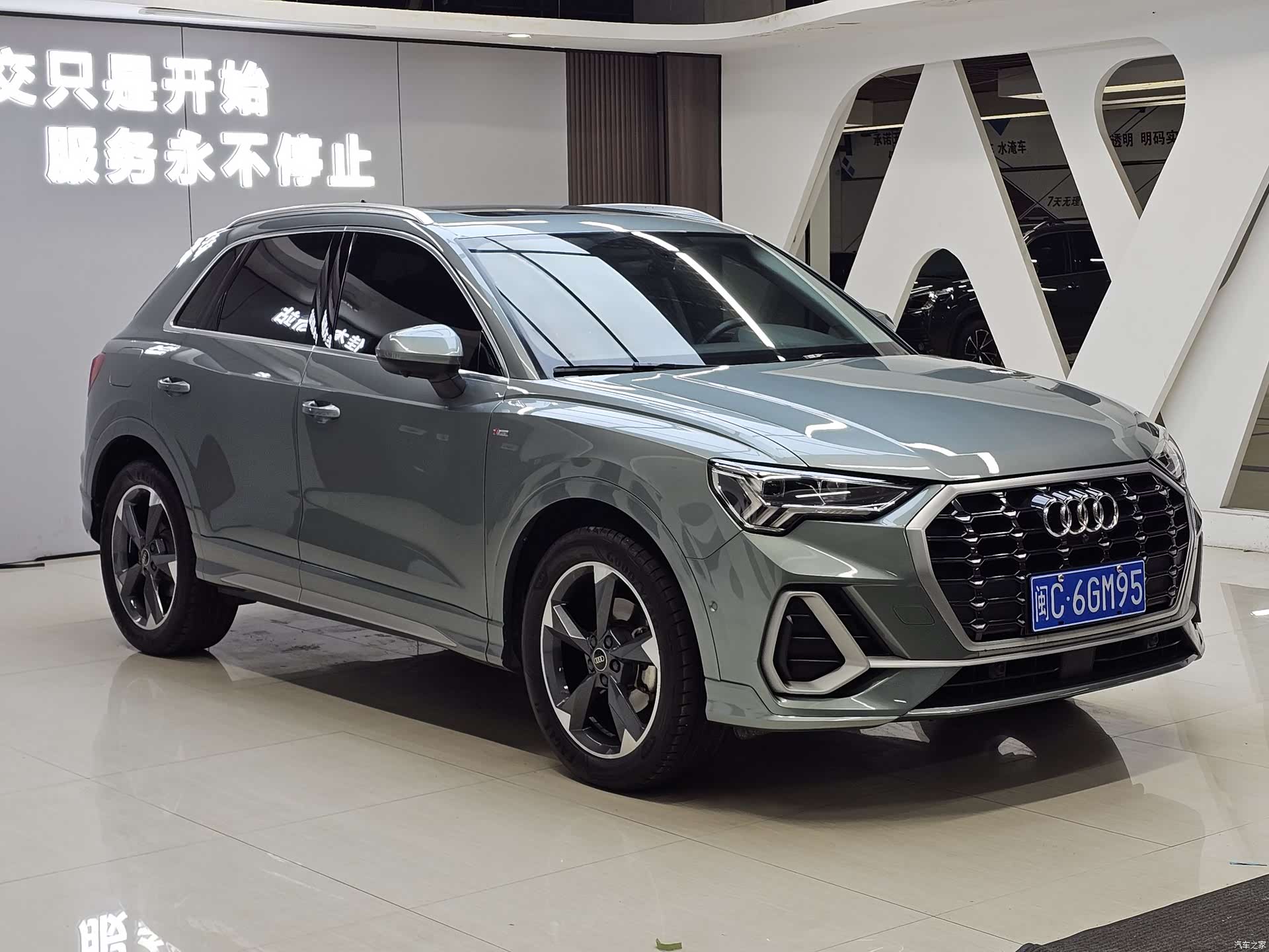 Audi Q3, 2022 3