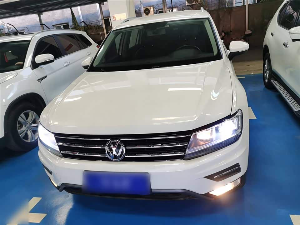 Volkswagen Tiguan L
