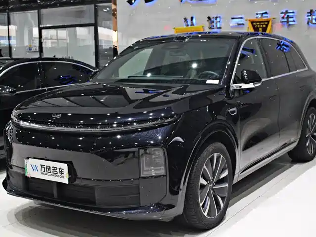 Li Auto L6 2025 — купить из Китая под заказ