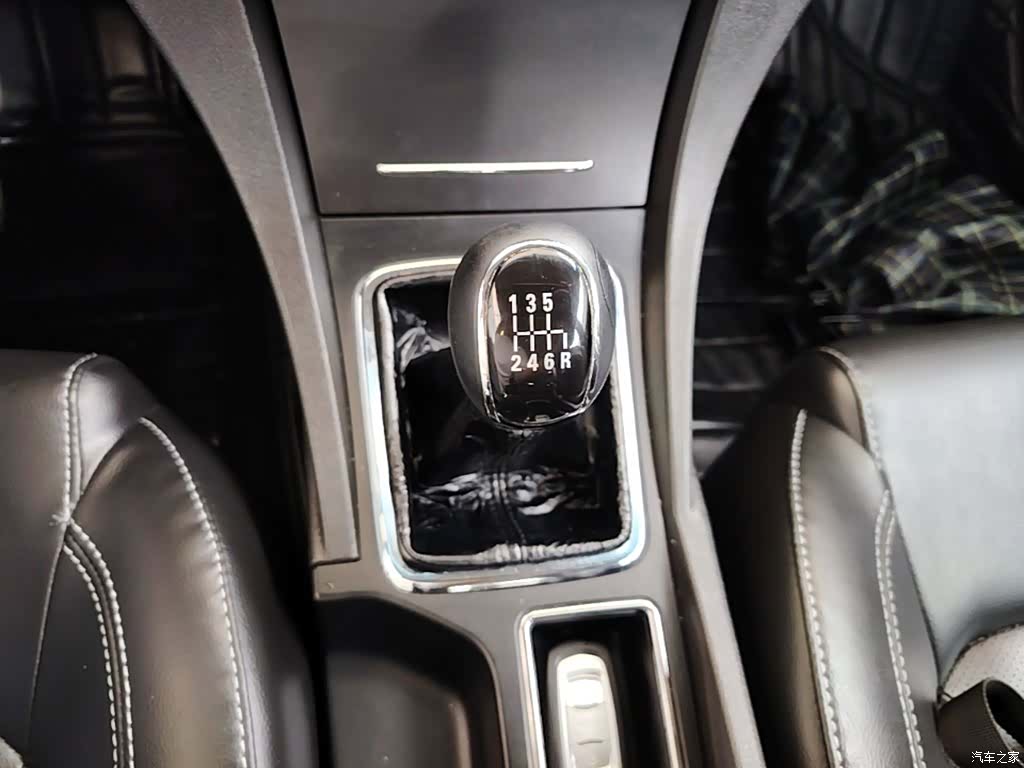 Geely Emgrand, 2016 14