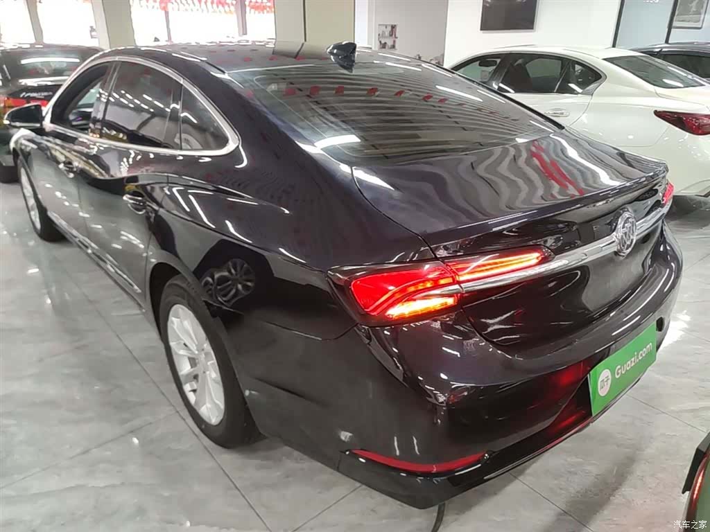 Buick LaCrosse, 2021 все фото