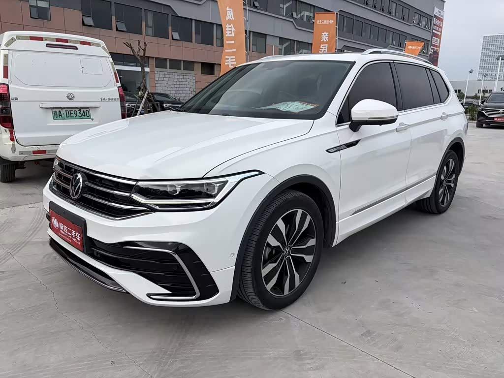 Volkswagen Tiguan L