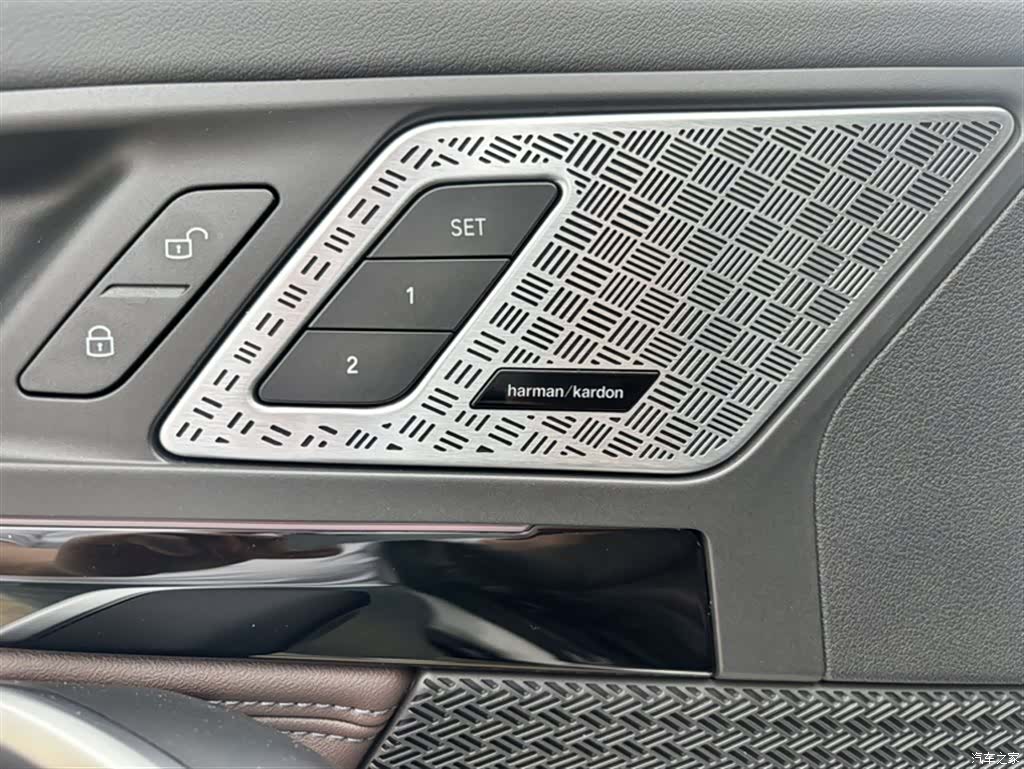 BMW X1, 2025 11