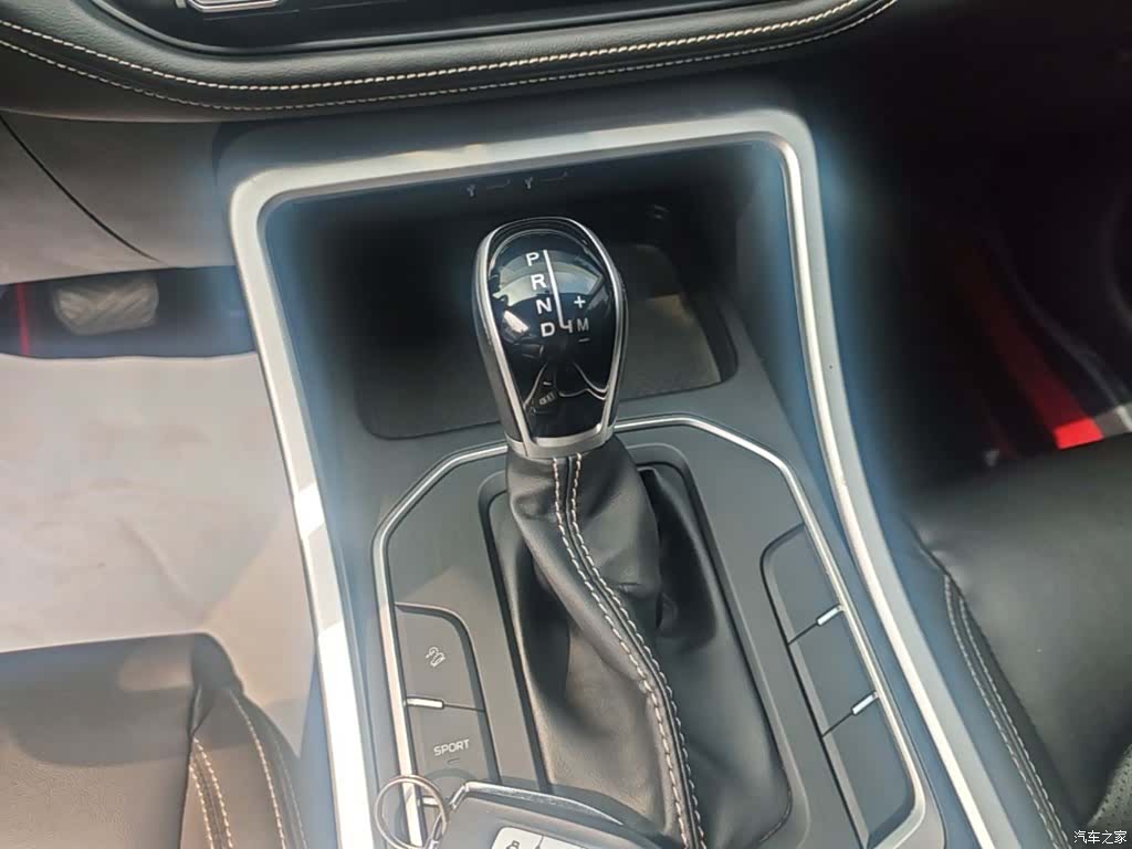Geely X6, 2021 14