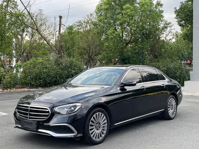 Mercedes-Benz E-Class 2022 — купить из Китая под заказ
