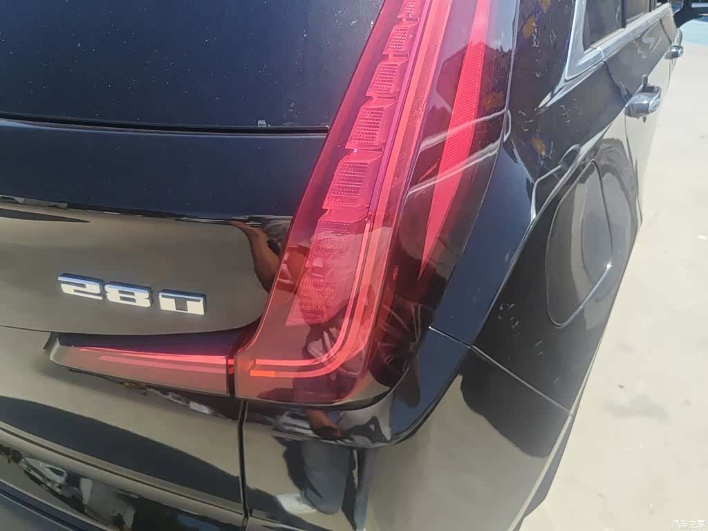 Cadillac XT4, 2020 8