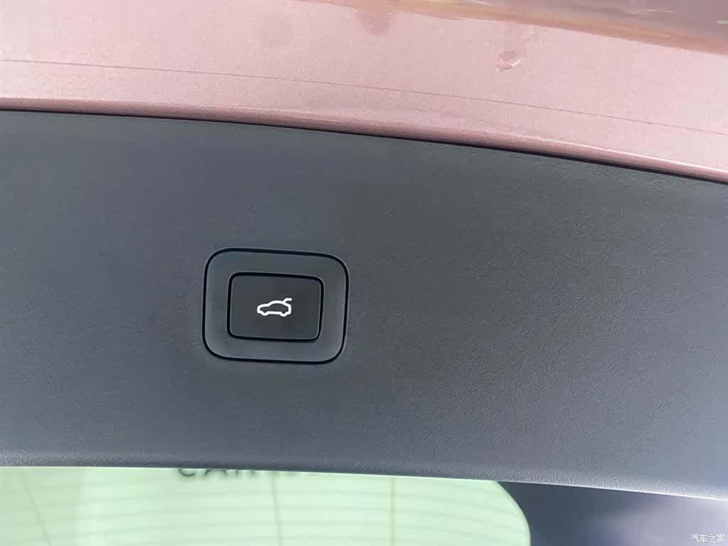 Xiaomi YU7, 2025 23