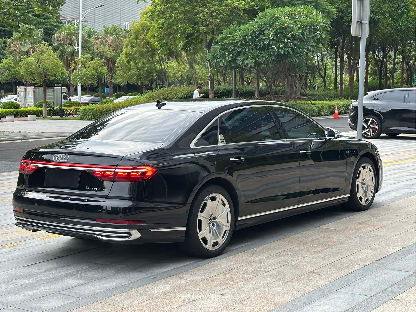 Audi A8L, 2024 19
