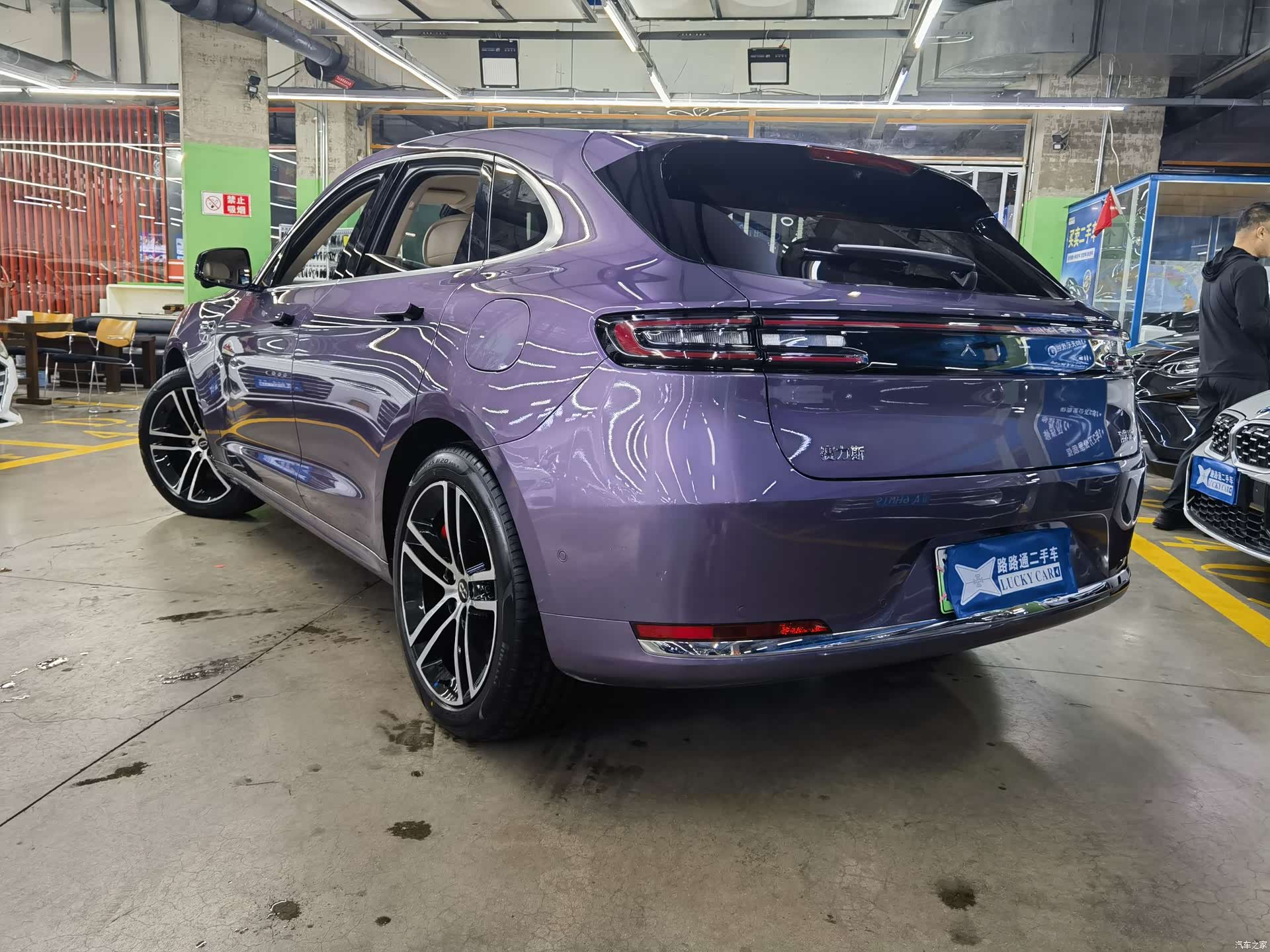 AITO M5, 2025 6